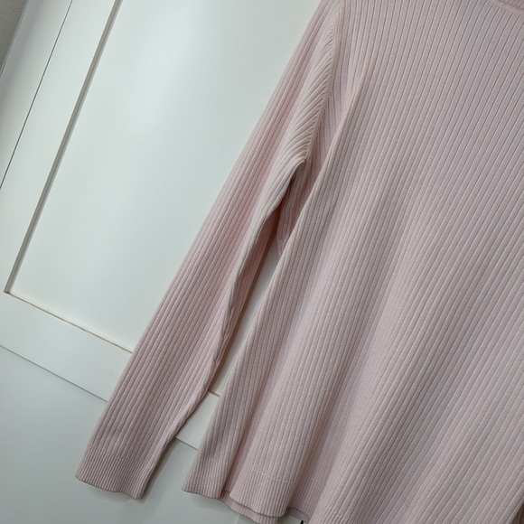 Chico’s Pink Ribbed Turtleneck long Sleeve Sweater Size: 2 - Picture 5 of 8